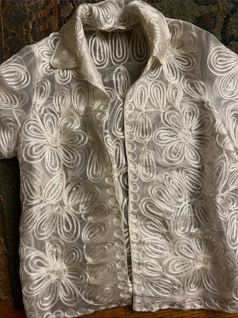 Laura Ashley White Floral Appliqué Button-Front Shirt Jacket